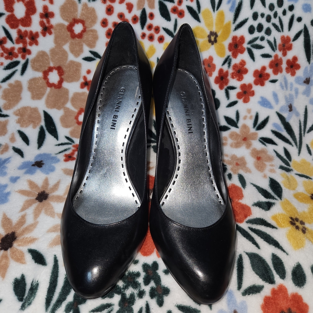 Gianni Bini Black Heels
